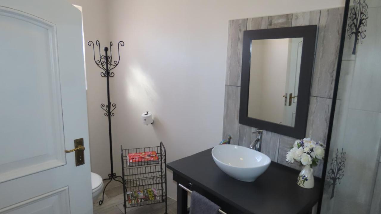 מונטאגו Anchorage Inn Guesthouse מראה חיצוני תמונה